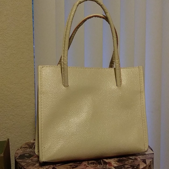 Purse - Picture 3 of 8